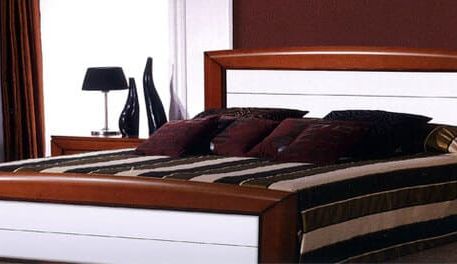 Muebles & Tapizados Tran cama en dormitorio